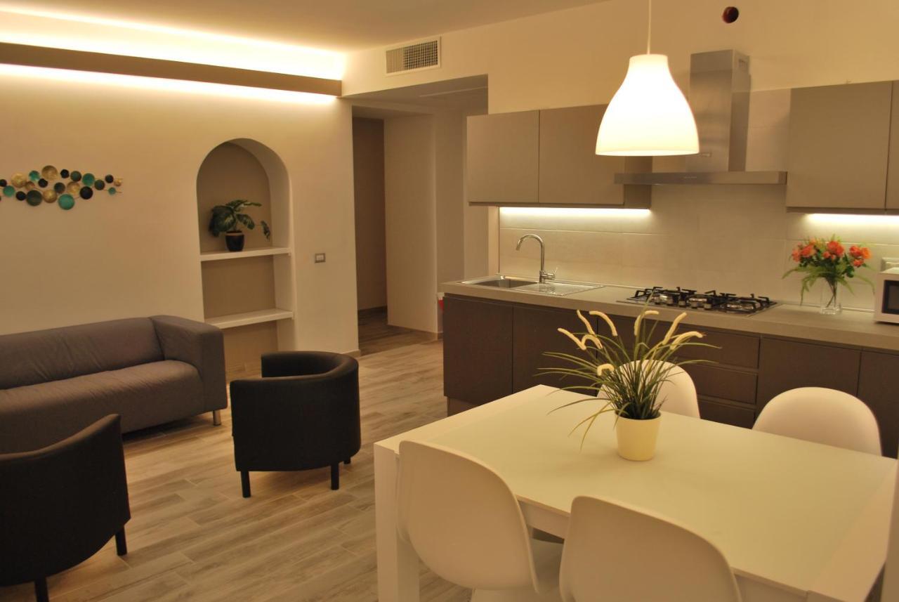 Martihouse 3 Apartment Cagliari Bagian luar foto